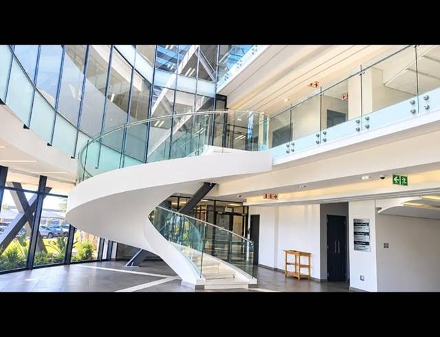 BUSINESS PROPERTY TO RENT IN CLEARWATER ESTATE